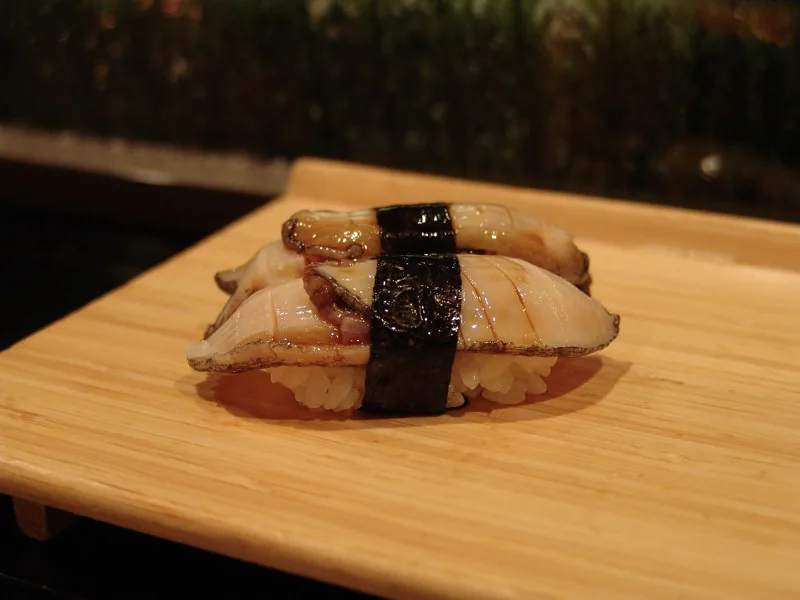 Abalone nigiri